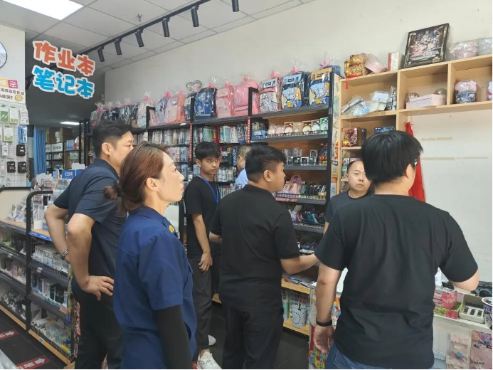 新鄉(xiāng)高新區(qū)開展校園及周邊環(huán)境綜合治理專項行動，規(guī)范經(jīng)營活動護航學(xué)生成長